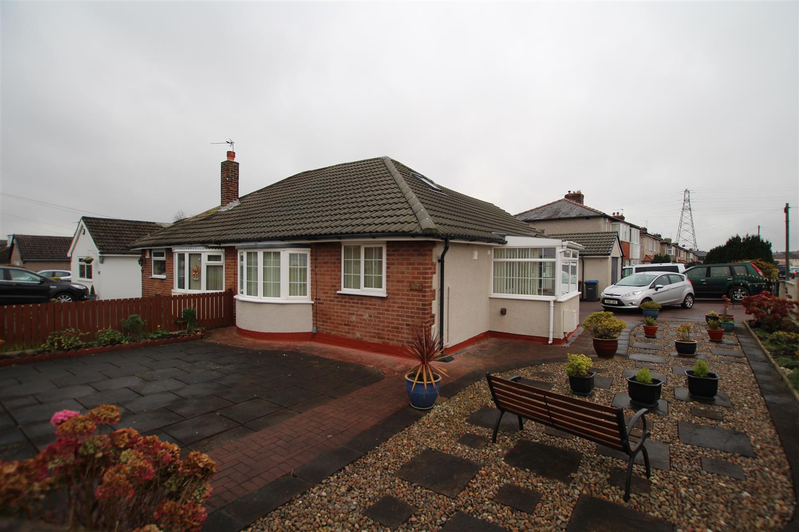 Kings Road, Wrose, Bradford Sugdens Estate Agent